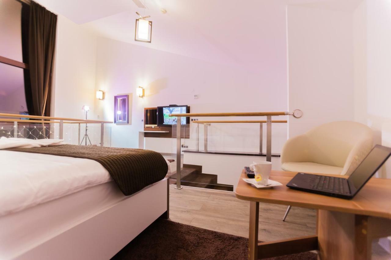 Mons Apart Brasov - Silver Mountain โปยานาบราซอฟ ภายนอก รูปภาพ