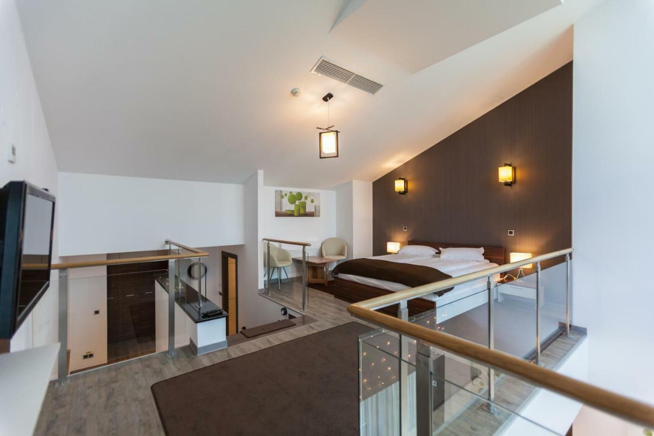 Mons Apart Brasov - Silver Mountain โปยานาบราซอฟ ภายนอก รูปภาพ